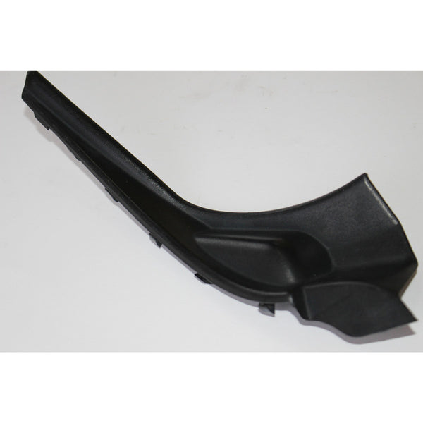 Vista  Vidrio  Frontal Lado Derecho  Versa Sedan 2012 - 2019 Negro