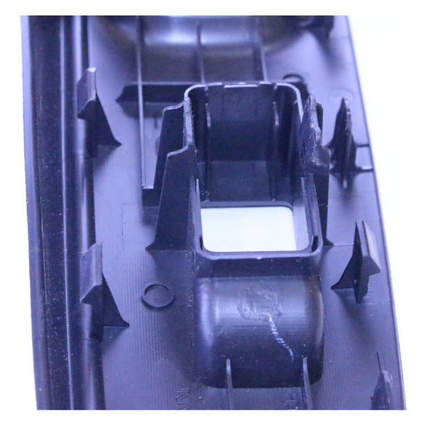 Carcasa De Control De Vidrio Trasero Derecho  Versa 12-19