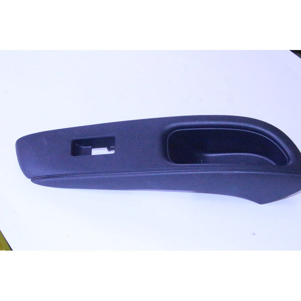 Carcasa De Control De Vidrio Trasero Derecho  Versa 12-19