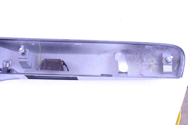 Moldura de cajuela de nissan versa sedan 2012 al 2019 y vdrive