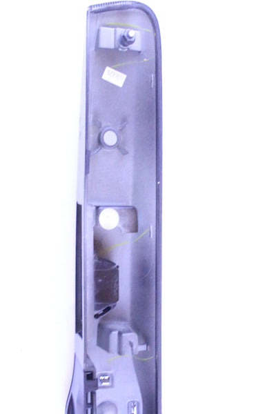 Moldura de cajuela de nissan versa sedan 2012 al 2019 y vdrive