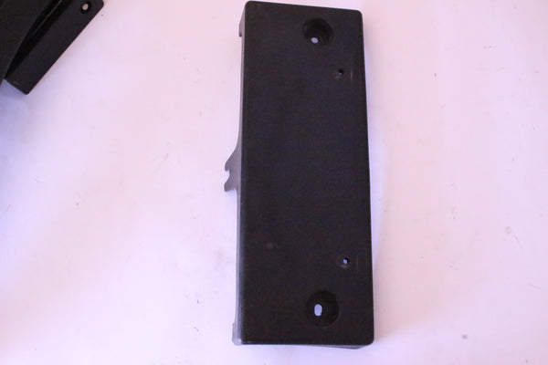 PORTA PLACA DELANTERO VERSA NOTE  2012 al 2019