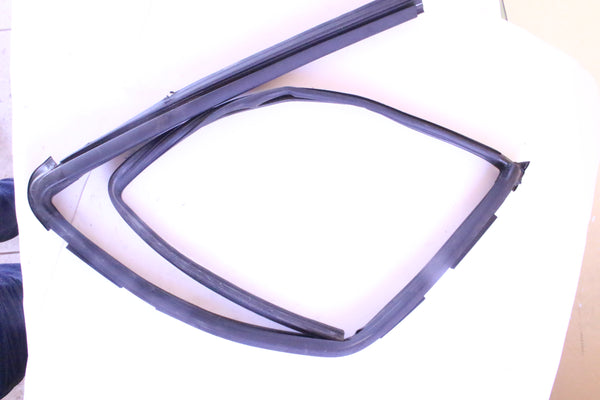 hule marco de puerta interna de vidrio puerta trasera versa 2012 al 2019 y vdrive 2020 al 2023