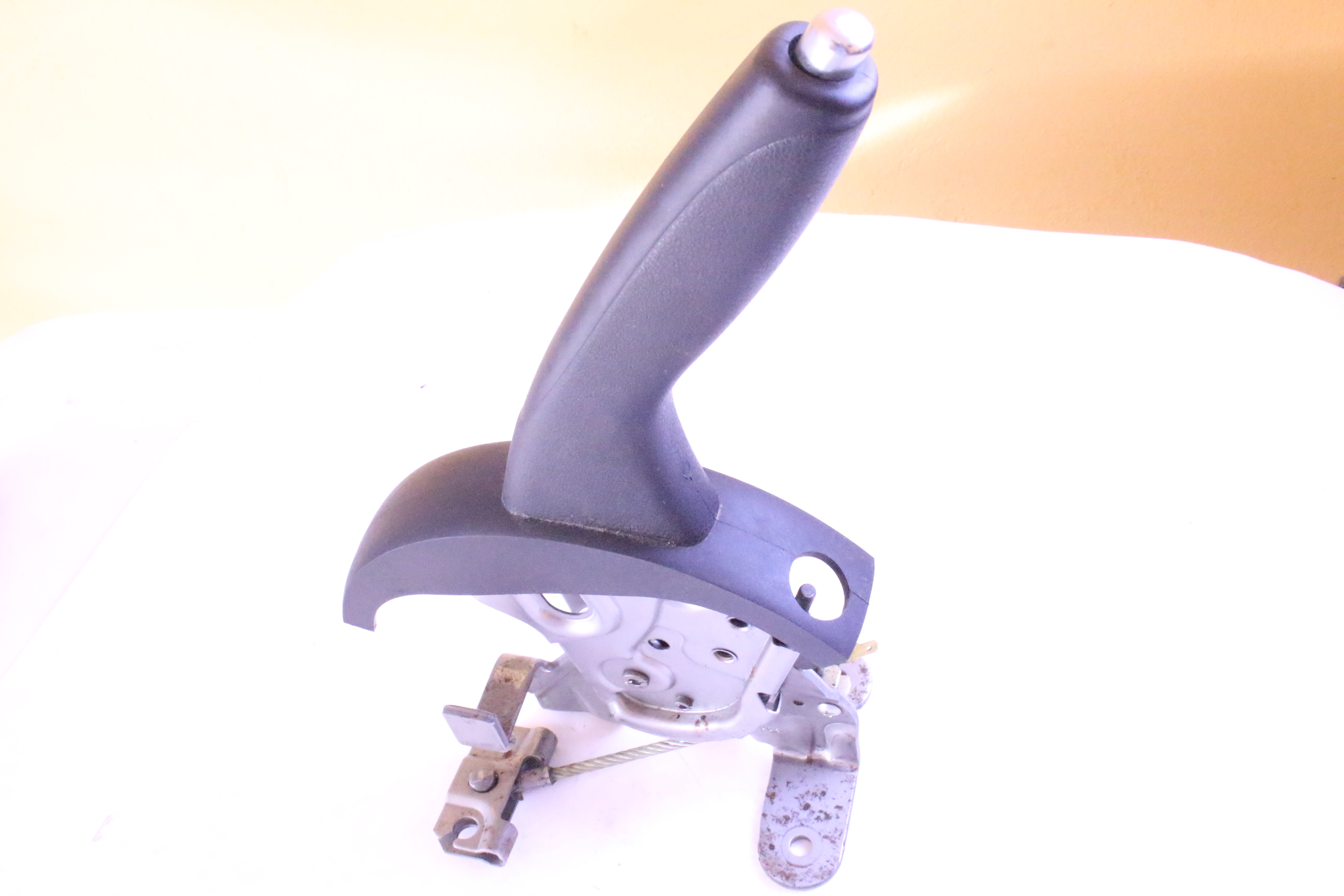 PALANCA DE FRENO DE MANO ORIGINAL 12-19 y vdrive