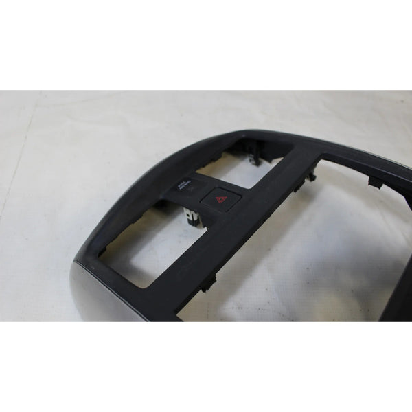 Bicel Tablero Central Panel  Nissan Versa Active 2015-19 Negro