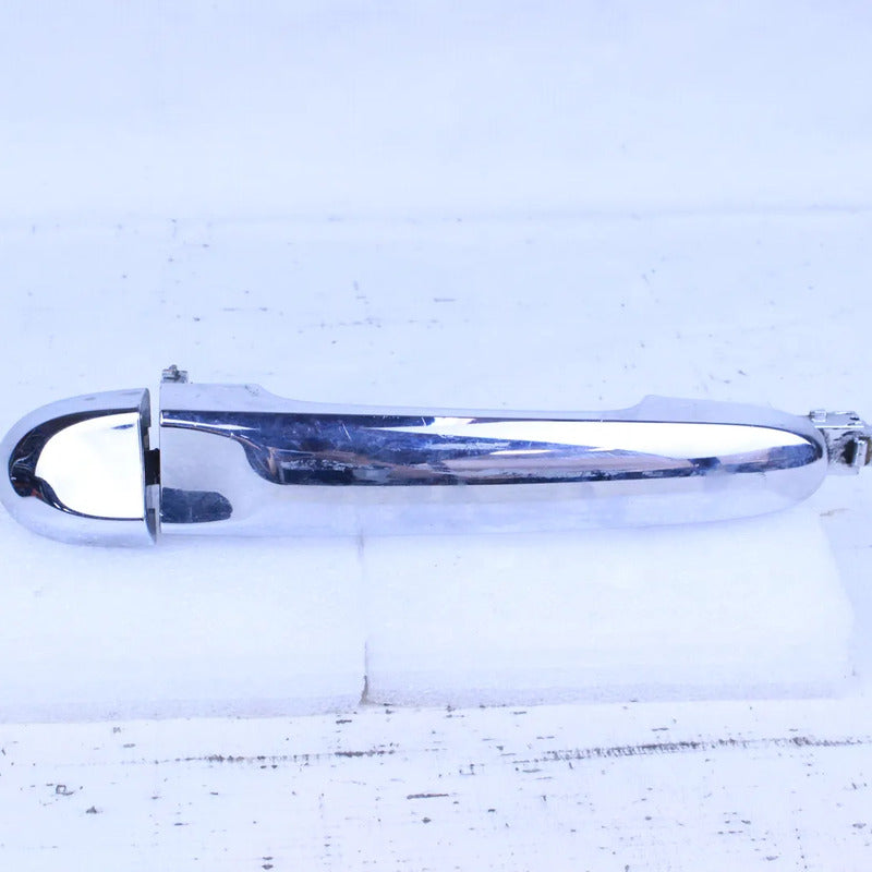 Manija Exterior Izquierda Nissan Versa 2012-2019 Cromada Delantera