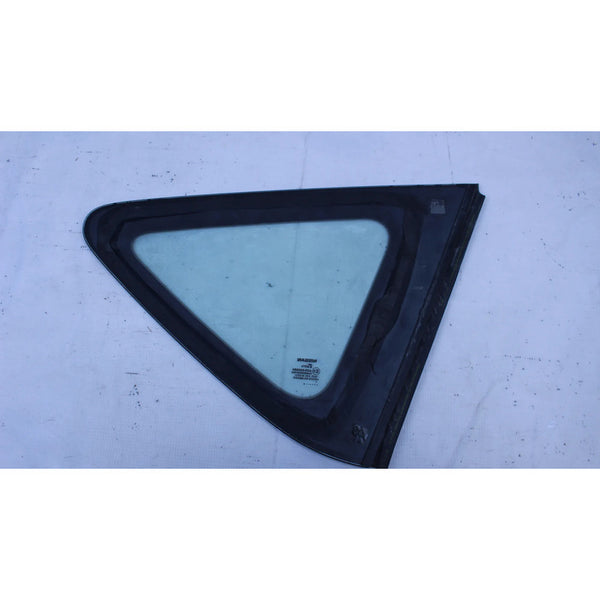 Cristal Aleta Trasera Izquierda Nissan Versa Note 12-19
