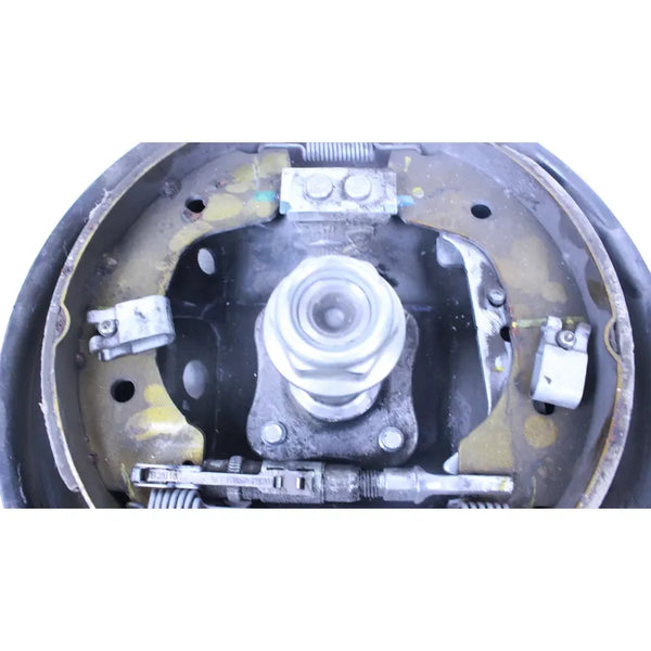 Porta Balatas Trasero R Nissan Versa March V-drive Gris