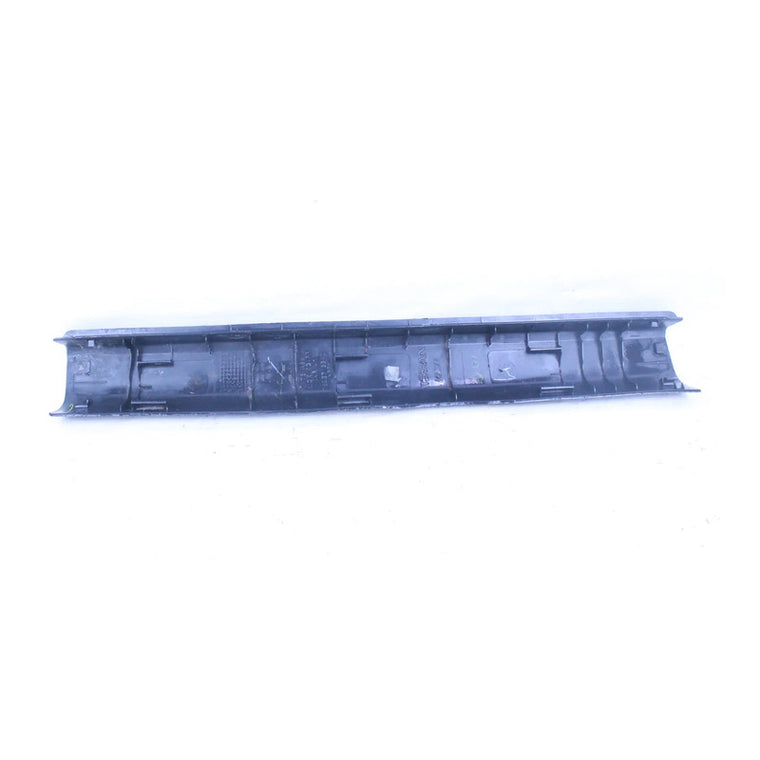 Moldura Estribo Nissan Versa Lh 12-19 Negro