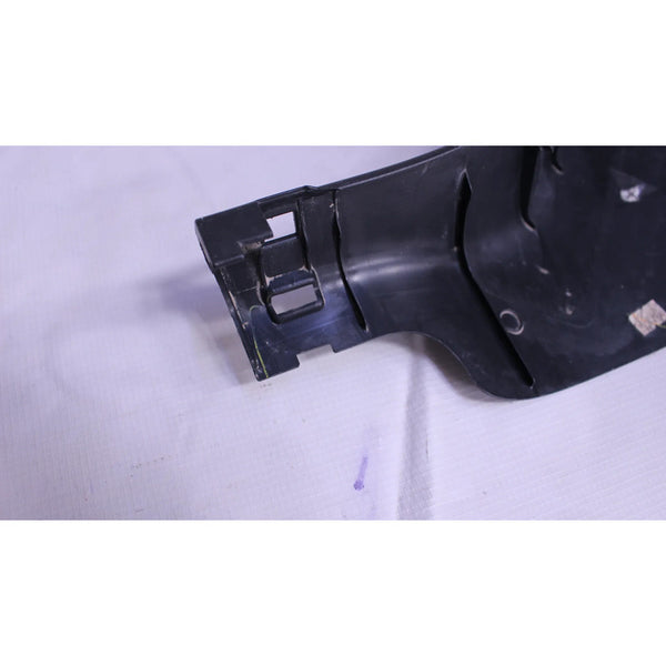 Vista Poste Inf Delantero Derecho Versa Sedan Al 19 Y Vdrive Negro