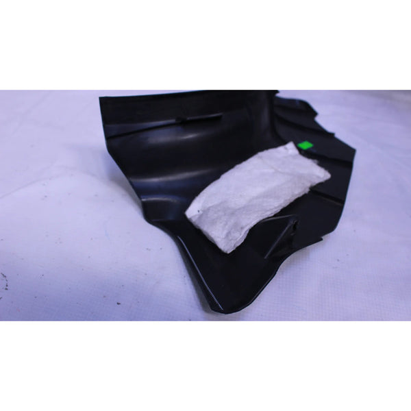 Vista Poste Delantero Izquierdo Versa Sedan 12 Al 19 Y Vdri Negro