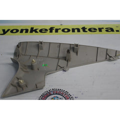 Moldura Poste Frontal  Izquierda Nissan Note  2014-2015 Beige