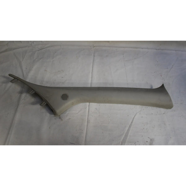 Vista Poste Delantera Der Nissan Sentra 1.8 Mod 13-16 Origin Gris