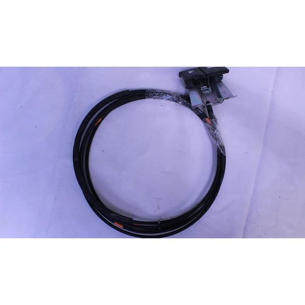 Palanca Cofre Gasolina Original Nissan Versa 2012-2019