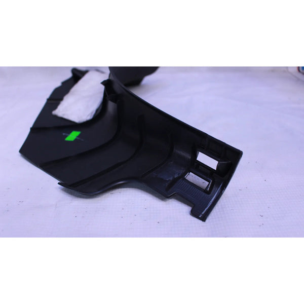 Vista Poste Delantero Izquierdo Versa Sedan 12 Al 19 Y Vdri Negro