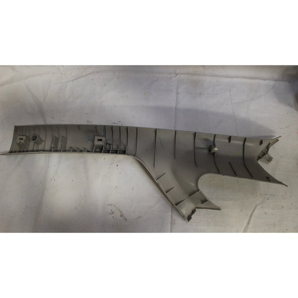 Moldura Poste Delantero Derecho Nissan Note 14-19 Gris