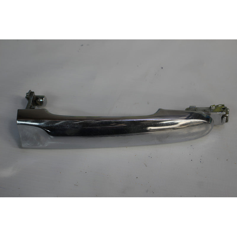 Manija Exterior De Puerta Delantera Versa 2012-2019 Nissan Cromo Delantera