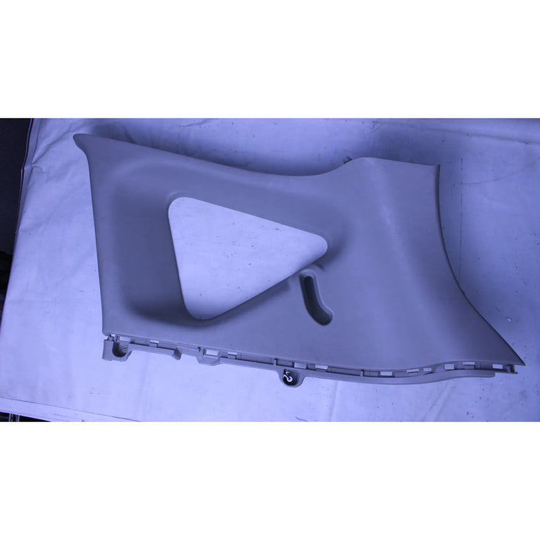 Moldura Poste Trasero Derecho Nissan Note 14-19 Gris
