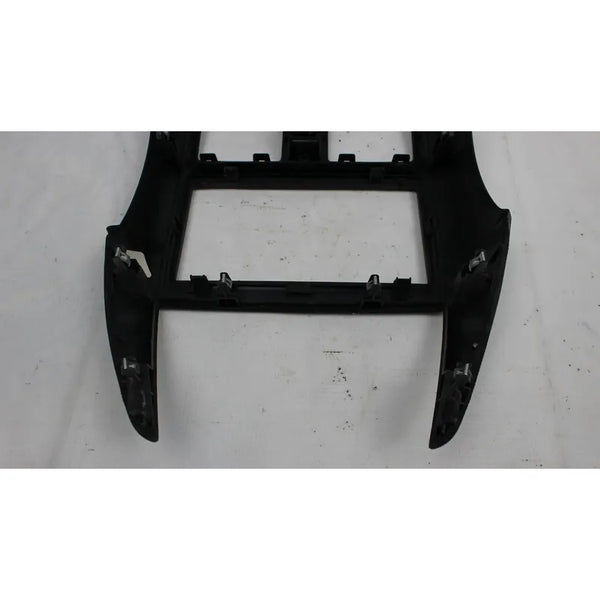 Bicel Tablero Central Panel  Nissan Versa Active 2014-19 Negro Con Detalles Grises