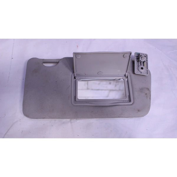 Visera Derecha Con Espejo Nissan Versa 2012-2019