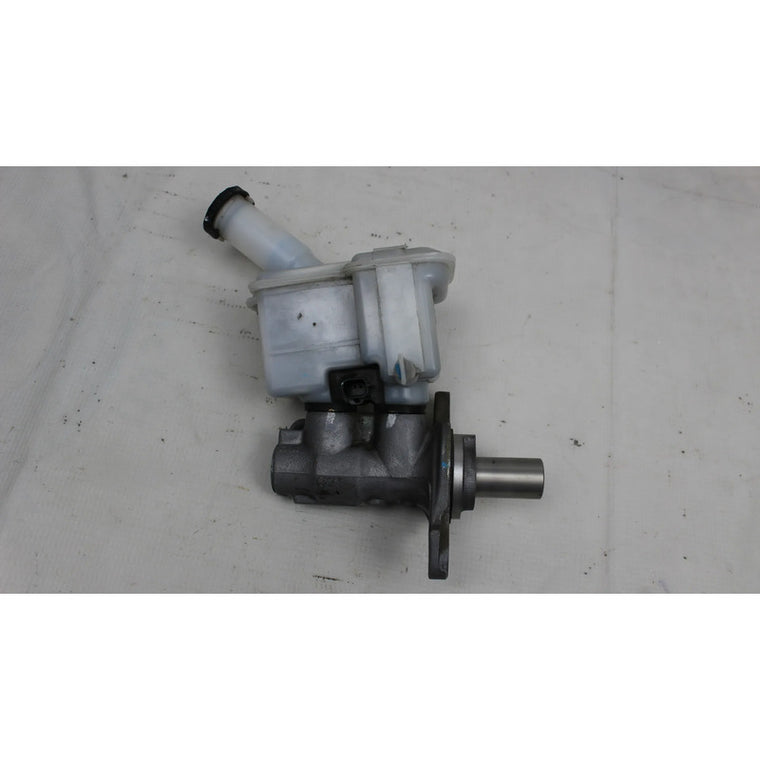 Bomba Liquido De Frenos Nissan Versa 2012-19