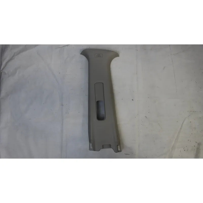Moldura Superior Poste Central Izquierdo Nissan Sentra 13/17 Gris
