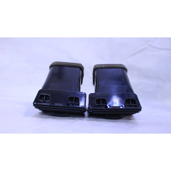 Par De Rejillas De Ventilacion Nissan Versa 2012-2019