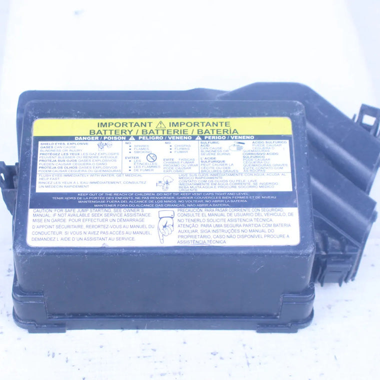 Tapa Caja De Fusibles Batería Nissan Versa 12-19