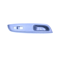 Carcasa Control Derecho Puerta Nissan Versa Sedan 2012-2019