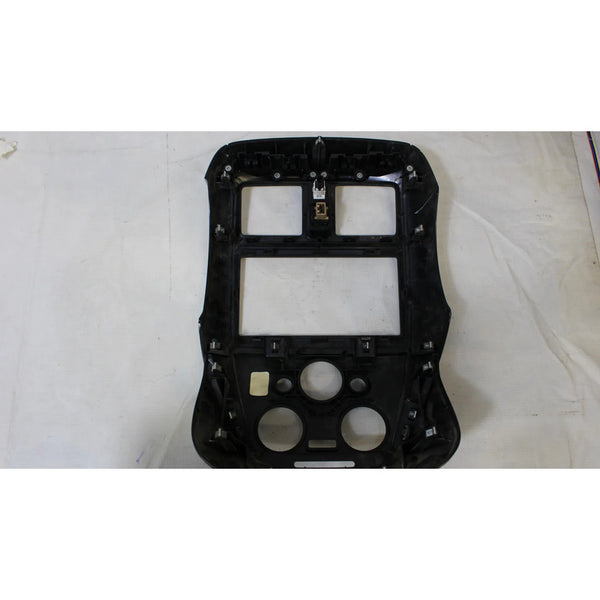 Bicel Tablero Central Panel  Nissan Versa Active 2015-19 1.6 Negro