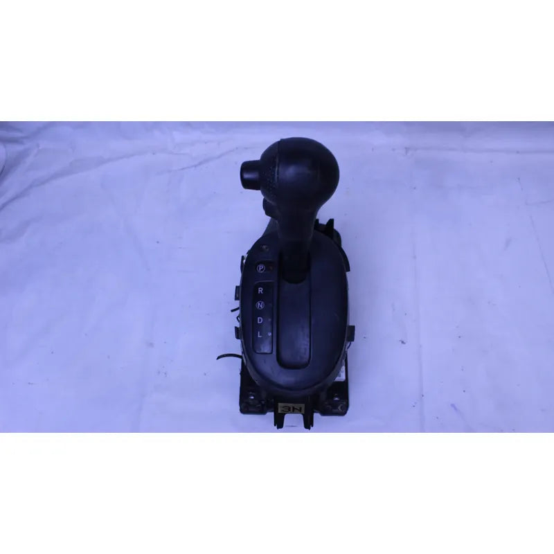 Palanca De Cambios Transmisión Auto Nissan Versa 2012-2019