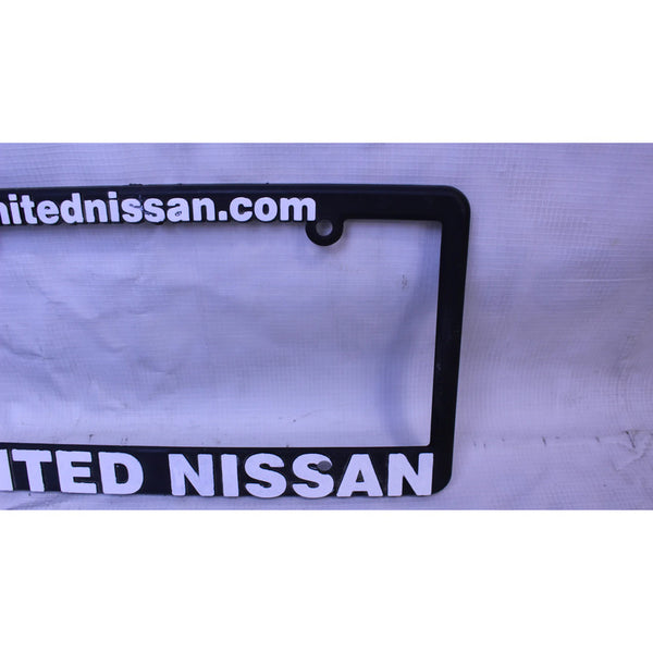 Porta Placas Nissan Gris Versa March Sentra 2012-2019 Negro