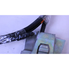 Palanca Cofre Gasolina Original Nissan Versa 2012-2019
