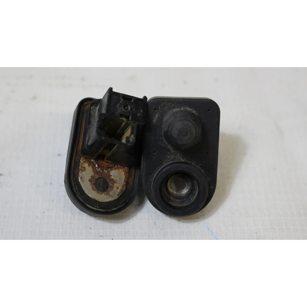 Par De Switch Luz De Puertas Nissan Versa 2012-2019