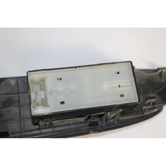 Control Derecho Puerta Nissan Versa Sedan 2012-2019 Y Vdrive