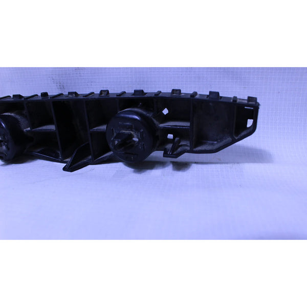 Soporte Para Fascia Delantera Versa Note 12-19