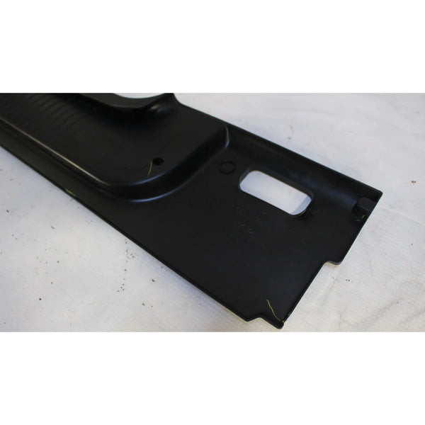 Moldura Para Respaldo Asientos Traseros Versa 15-19 Orig Negro