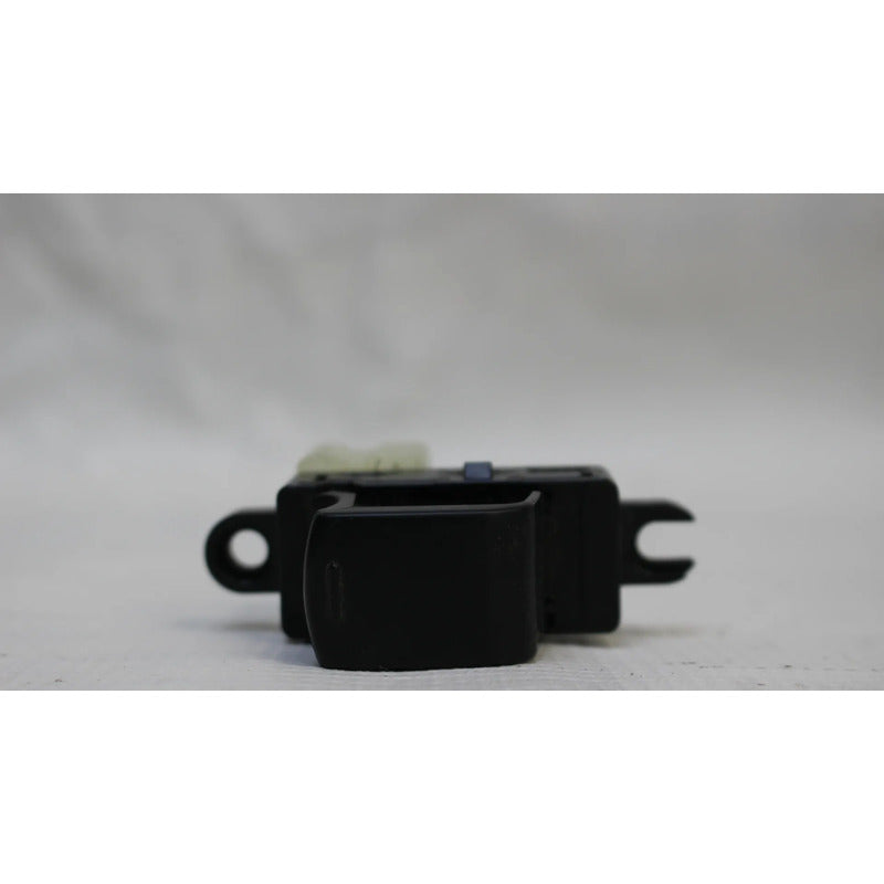 Boton Interruptor Vidrio Pasajeros  Versa 12-19