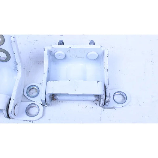 Bisagras Puerta Trasera Derecha Nissan Versa 12-19