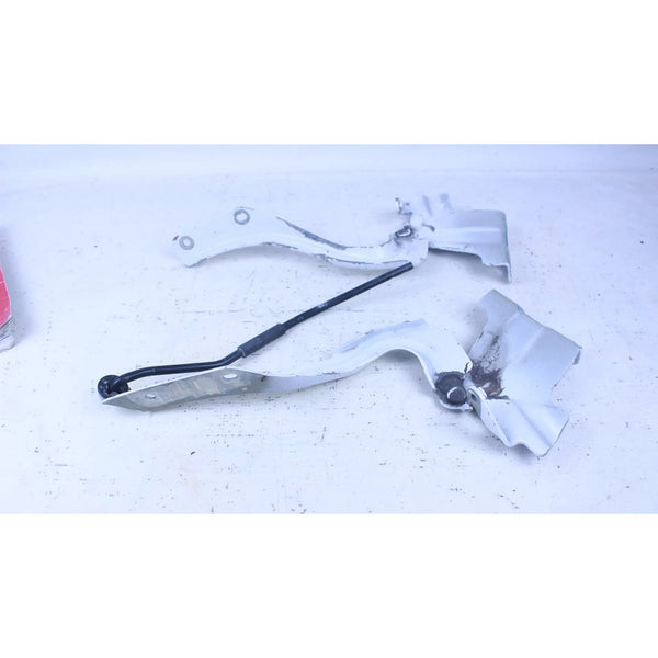 Bisagras De Cofre Nissan Versa 2012-2019