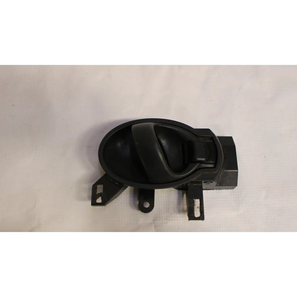 Manija Int Nissan Del/tras Izquierda 2012-2019 Negro Delantera/trasera