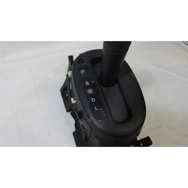 Palanca De Cambios Transmisión Automa Nissan Versa 2012-2019