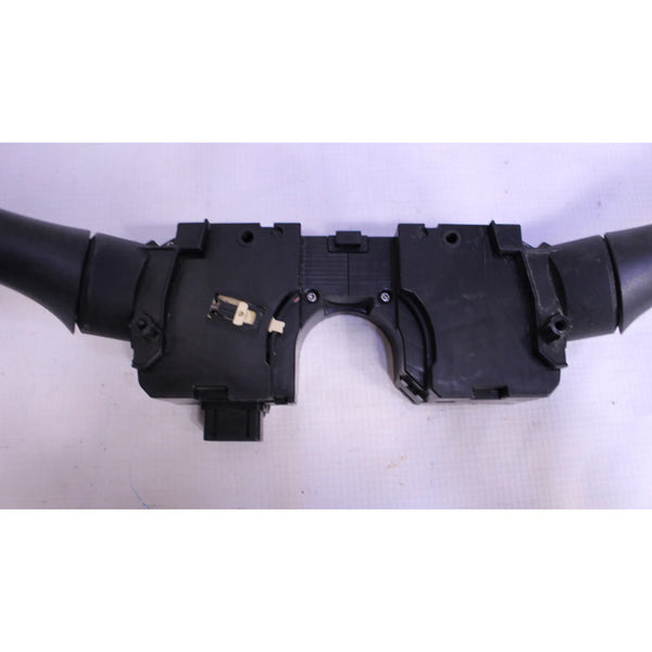 Palanca De Direcciones Nissan Versa 2012 2013-2019 Original