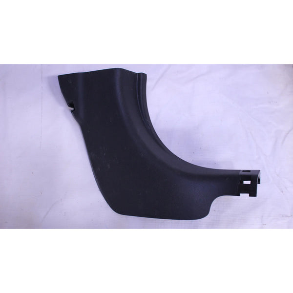 Vista Poste Inf Delantero Derecho Versa Sedan Al 19 Y Vd Negro