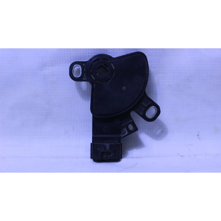 Sensor De Marcha Transmisión Para Nissan Sentra Versa