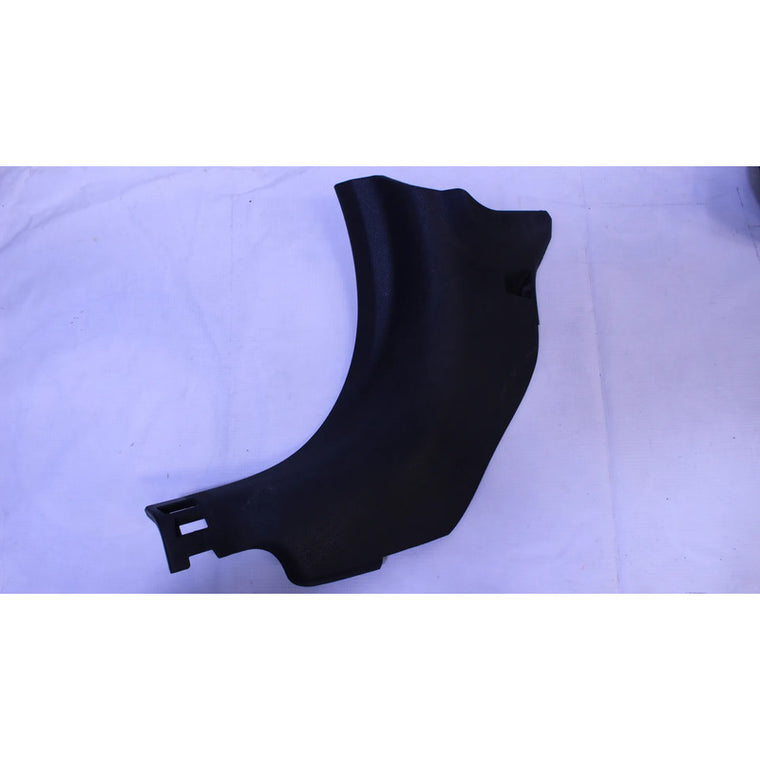 Vista Poste Inf Delantero Izq Versa Seda Al 19 Y Vd Ngr