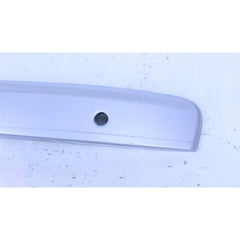 Moldura De Cajuela Nissan Versa 12-19 Blanco