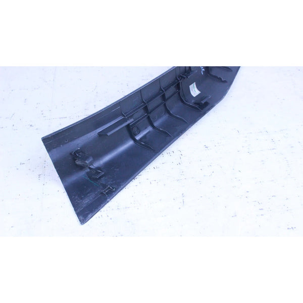 Moldura Interior Lateral Nissan Versa 12-19 Negro