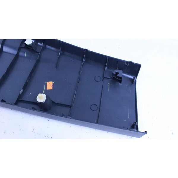 Cubre Poste Central Izquierdo Nissan Sentra 2014-2019 Negro