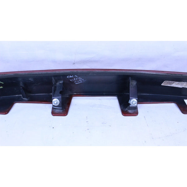 Moldura De Cajuela Nissan Versa Note 12-19 Rojo